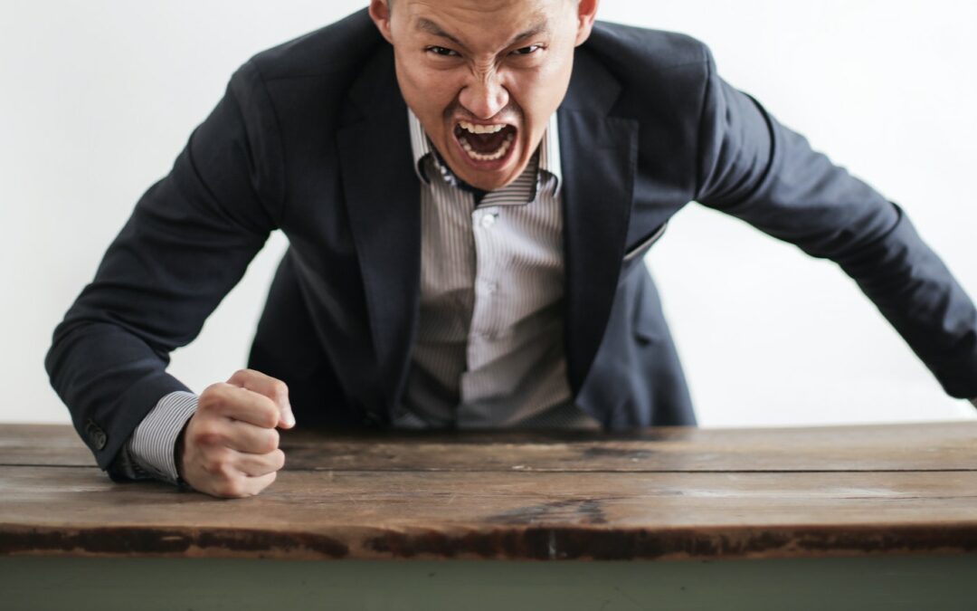 Seminario contra agresiones en el ámbito laboral para Profesores