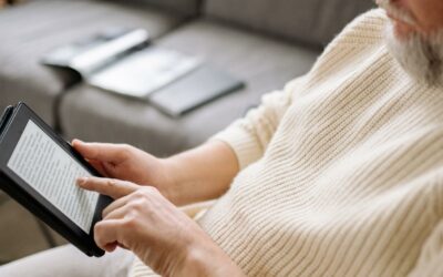 Charla uso seguro internet tercera edad